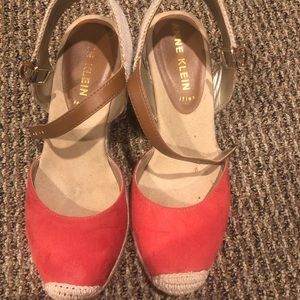 Anne Klein red closed toe espadrilles